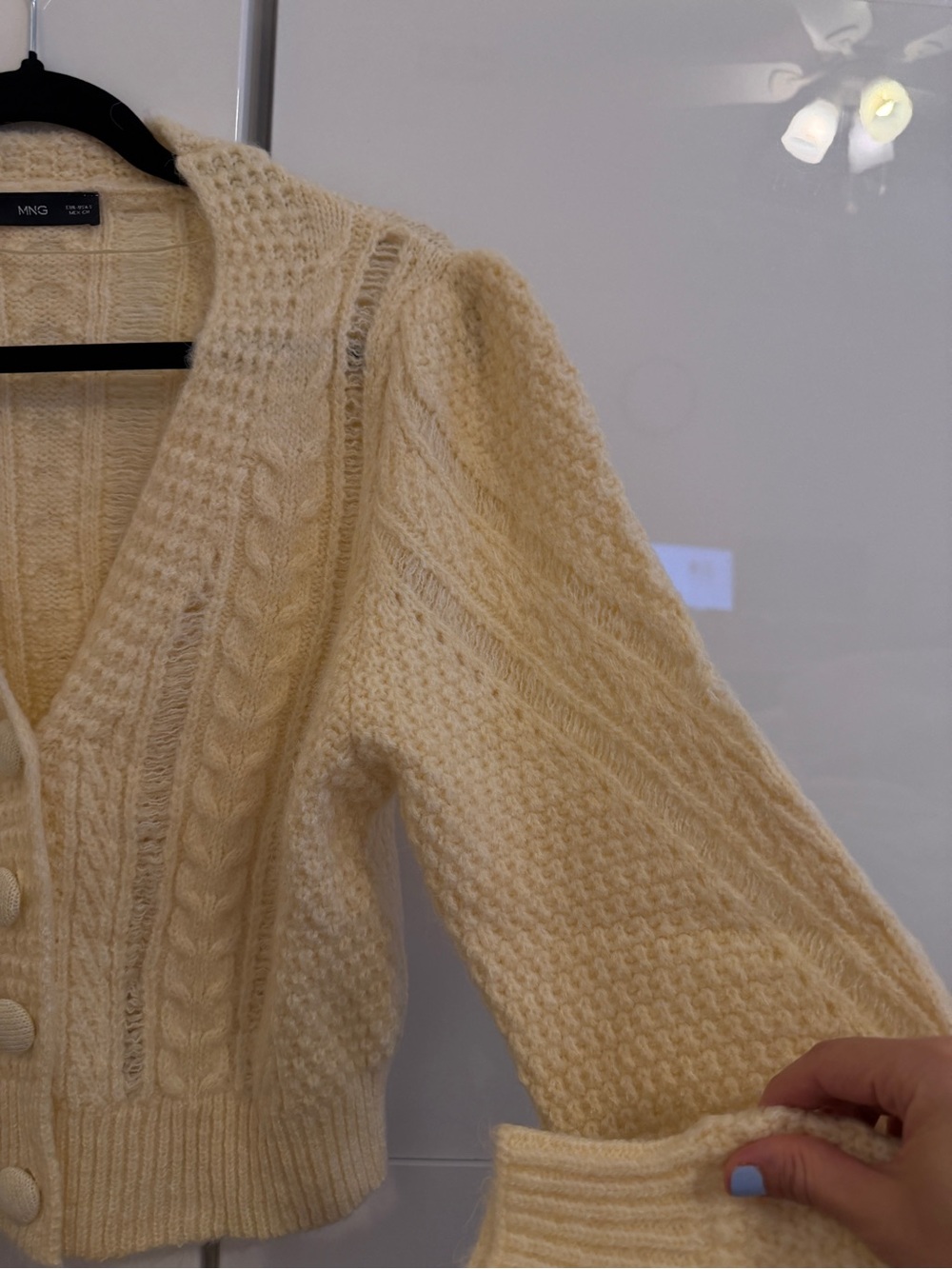 Mango Cream Cable-Knit Cropped Button Cardigan - Picture 3 of 7